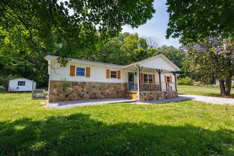 Photo of 4543 S Creek Rd, Cookeville, TN 38506 (MLS # 3214283)