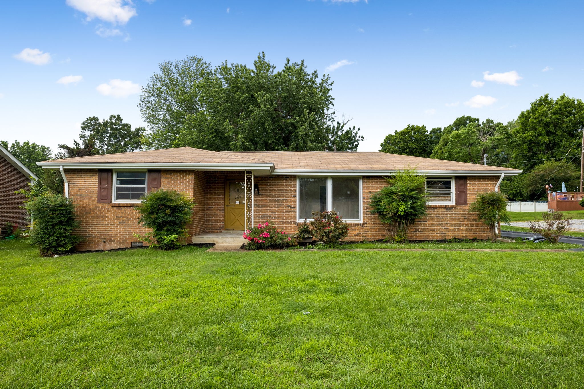 209 Pleasant Hill Dr