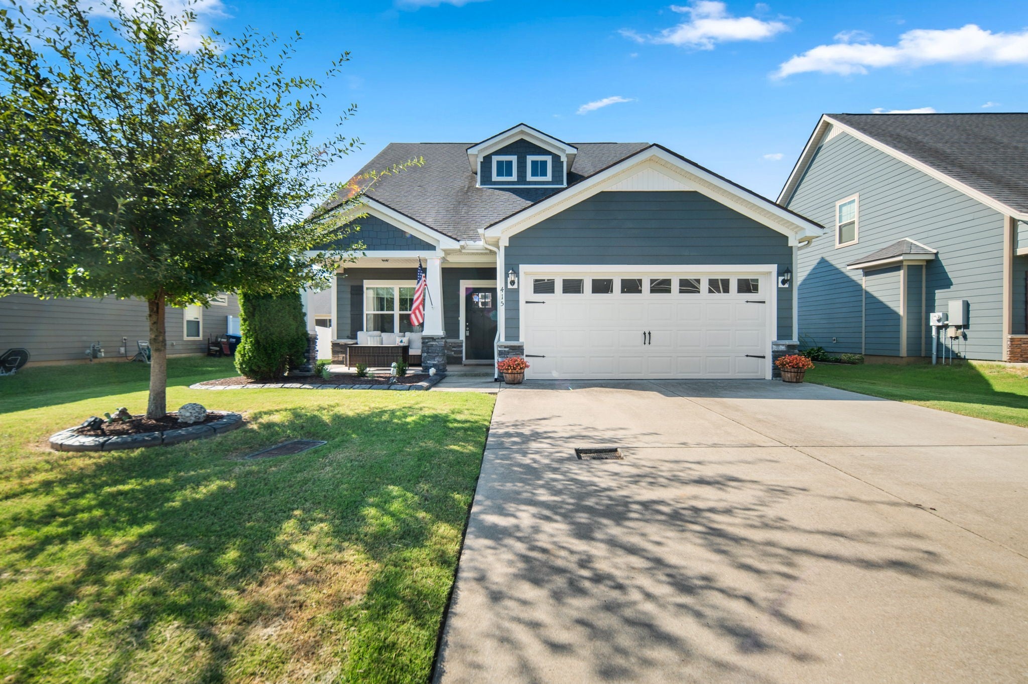 415 Tonalist Way