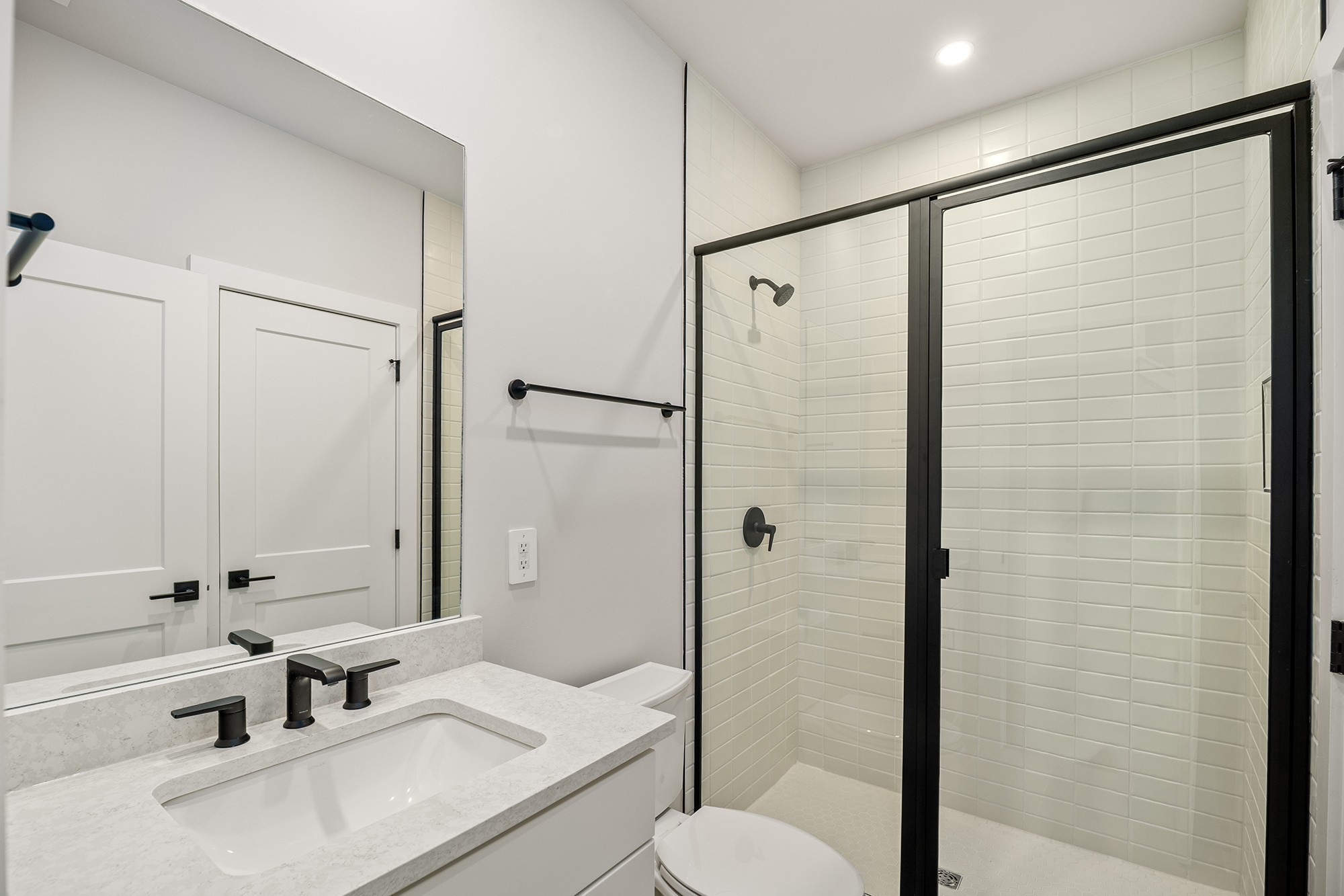 2615 Wilkinson Pike 1303