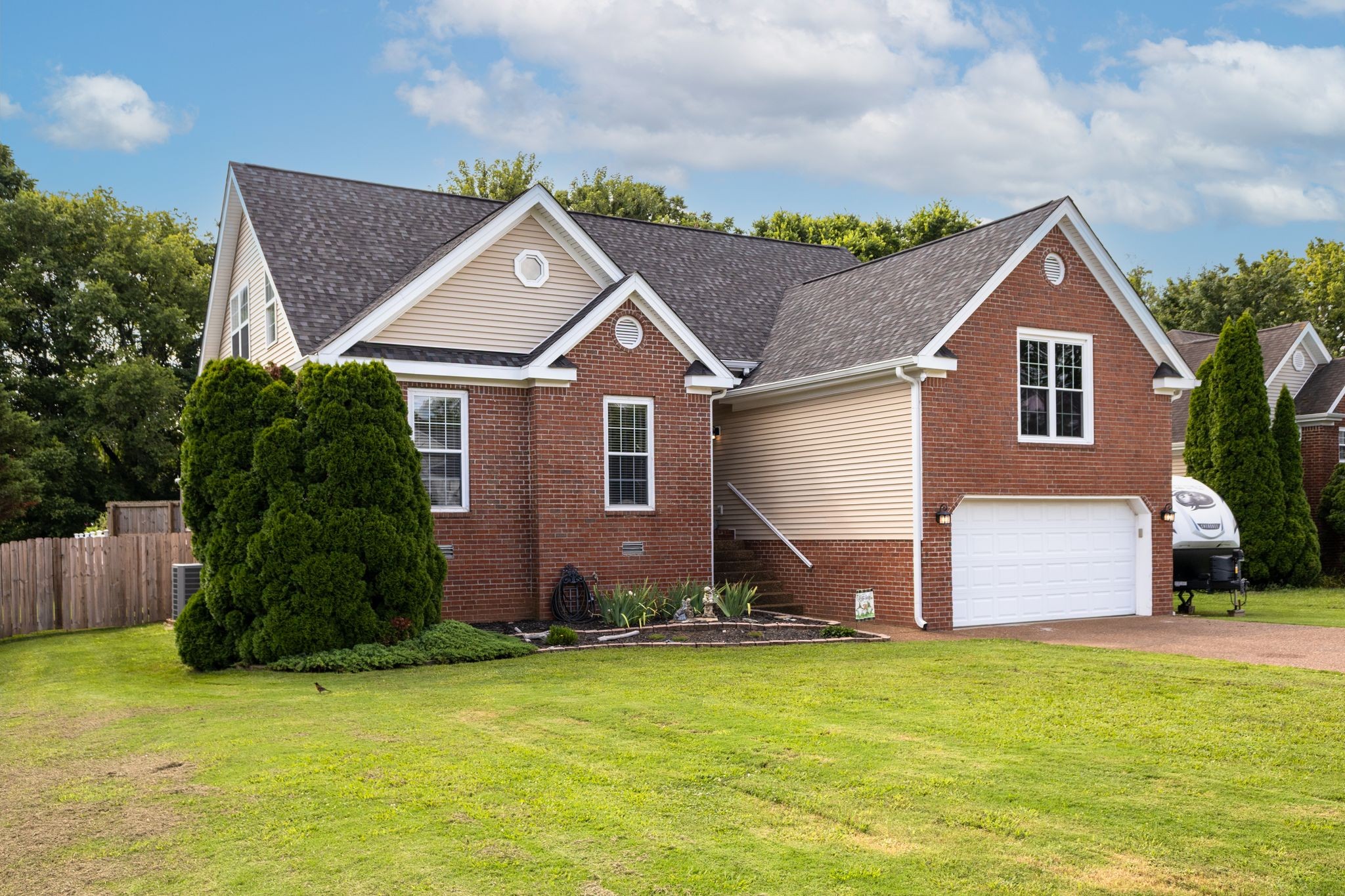 1744 Shane Dr
