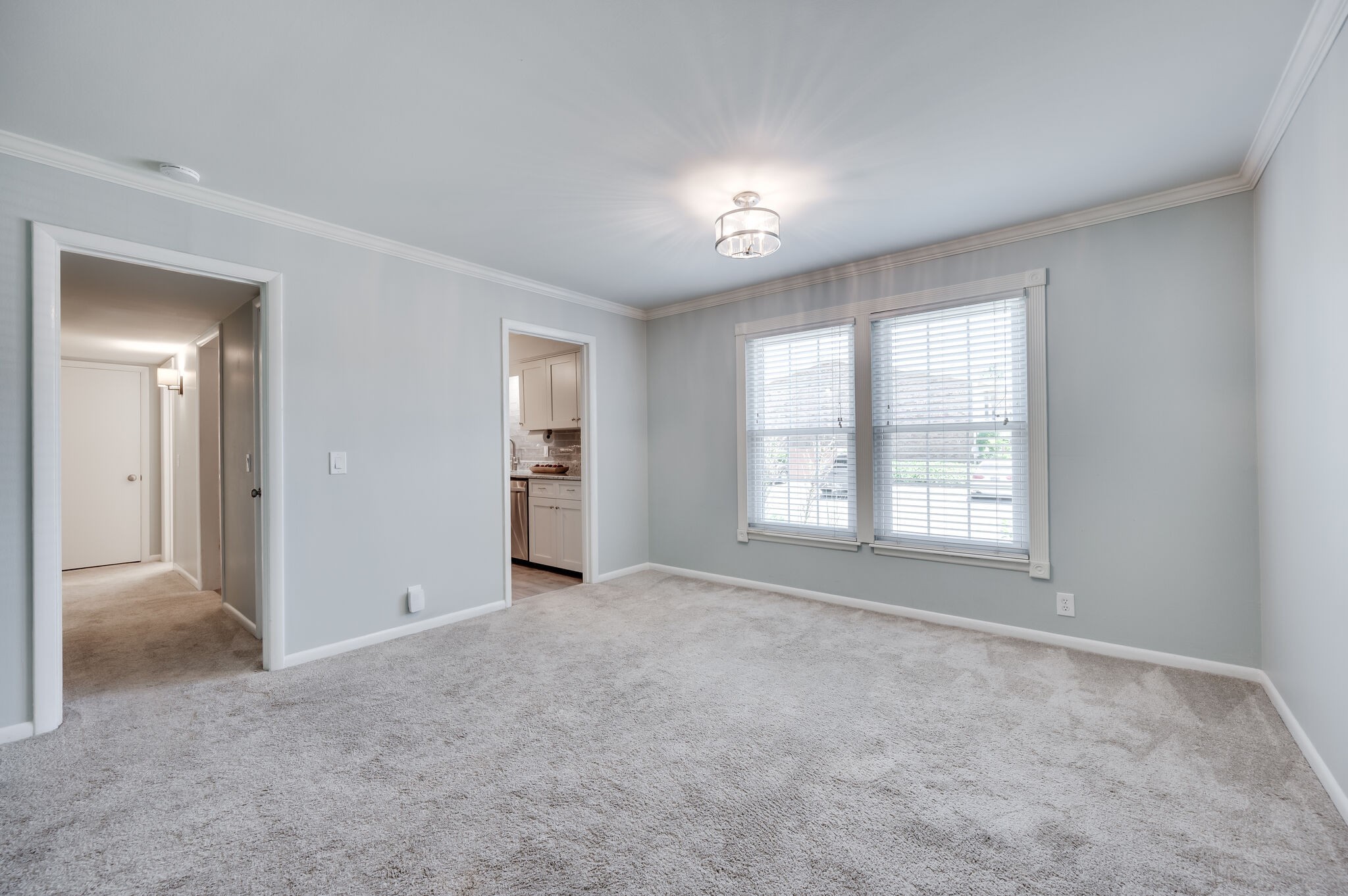 2116 Hobbs Rd M1