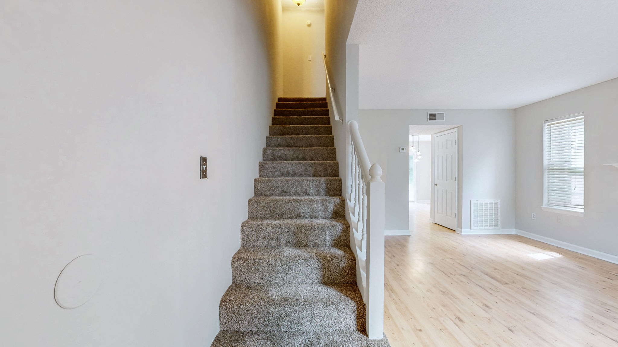 956 Strand Fleet Dr