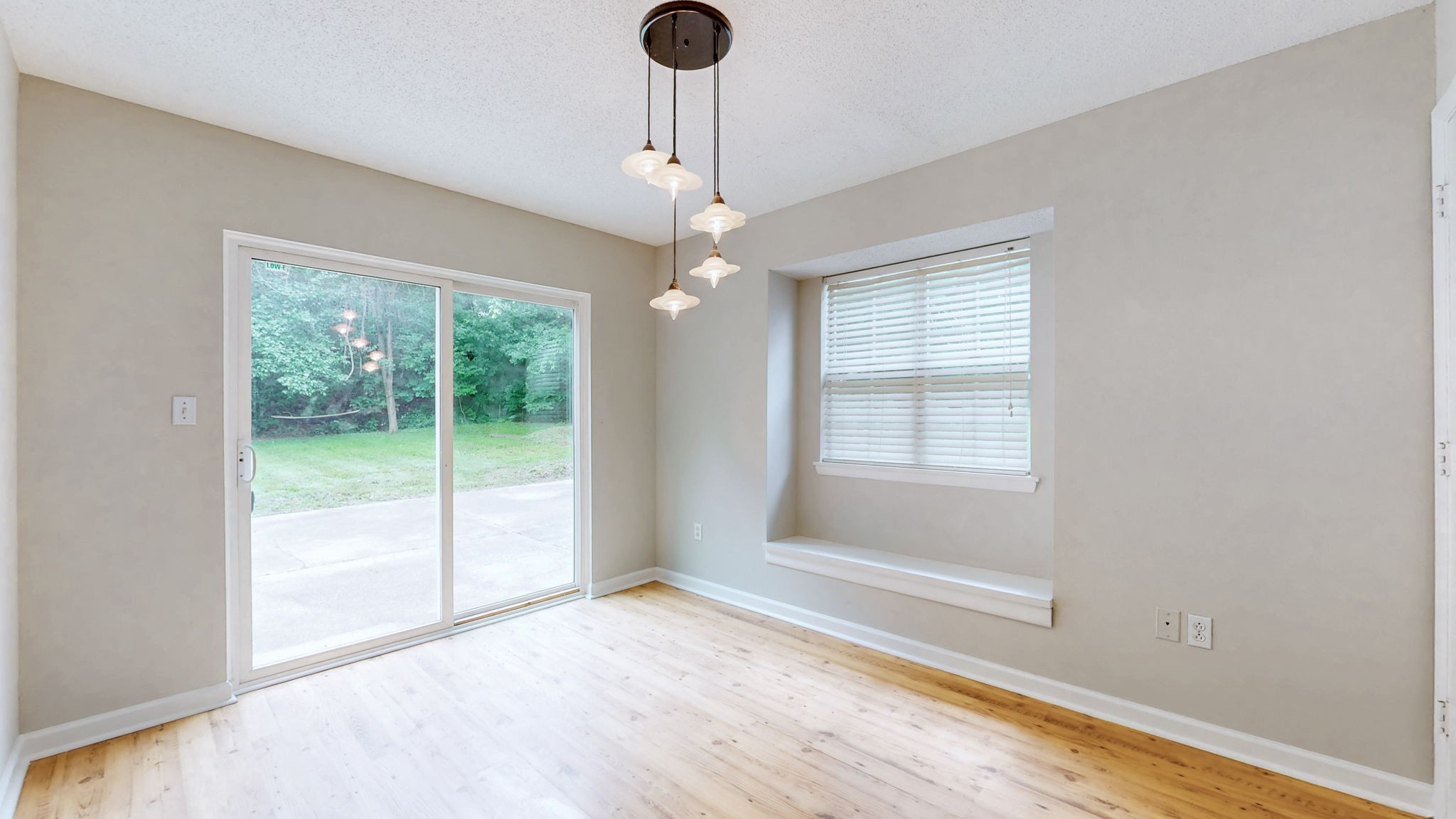 956 Strand Fleet Dr