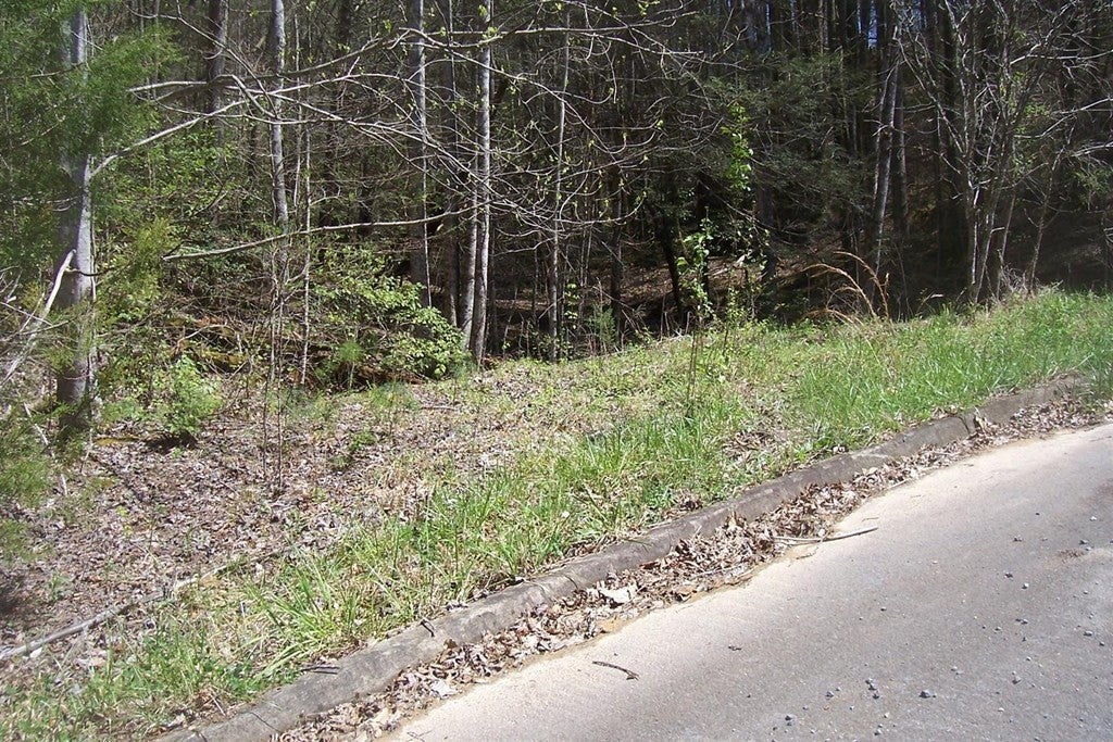 8 Rail Hill Lane