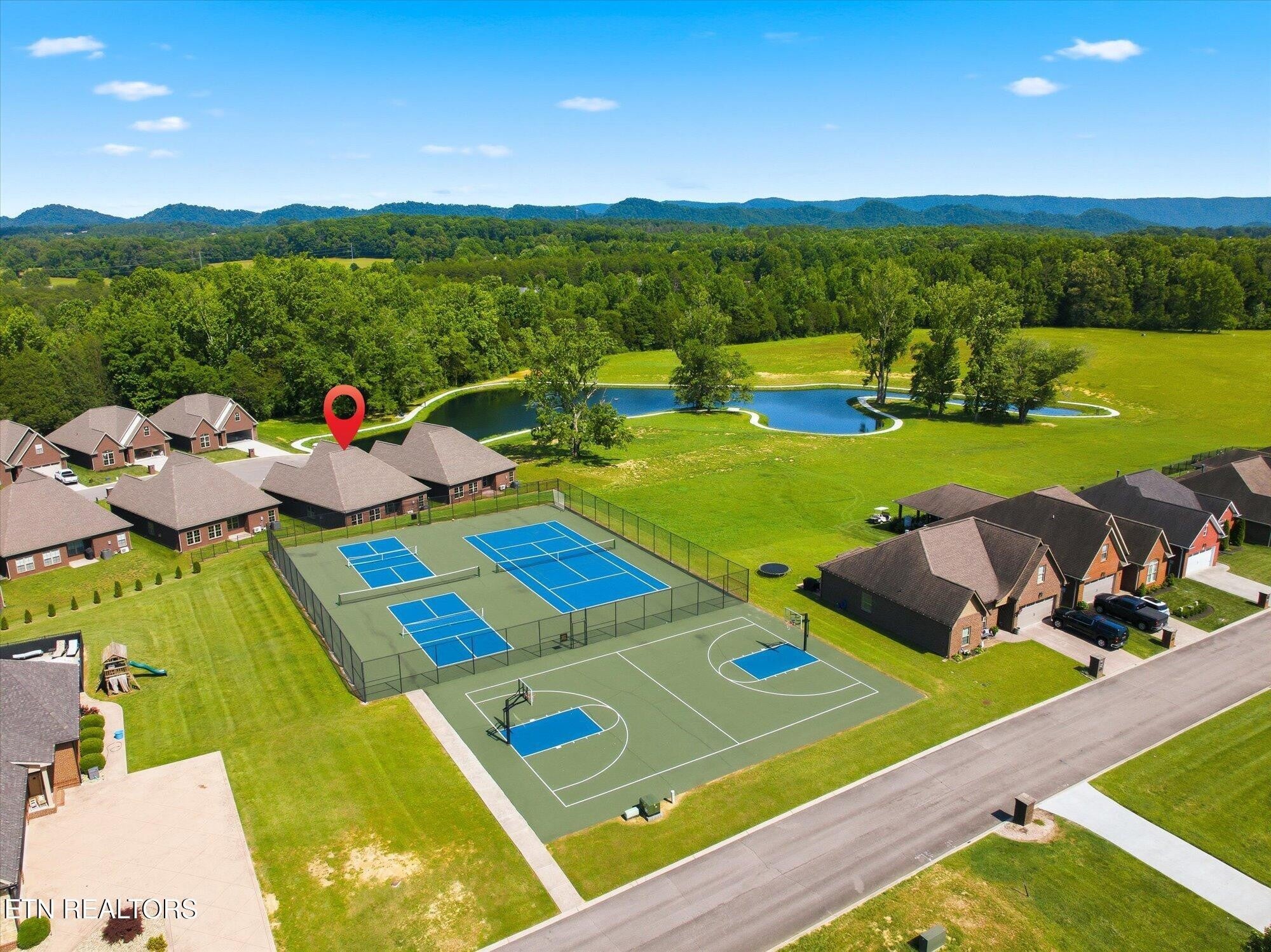 224 Lake View Point