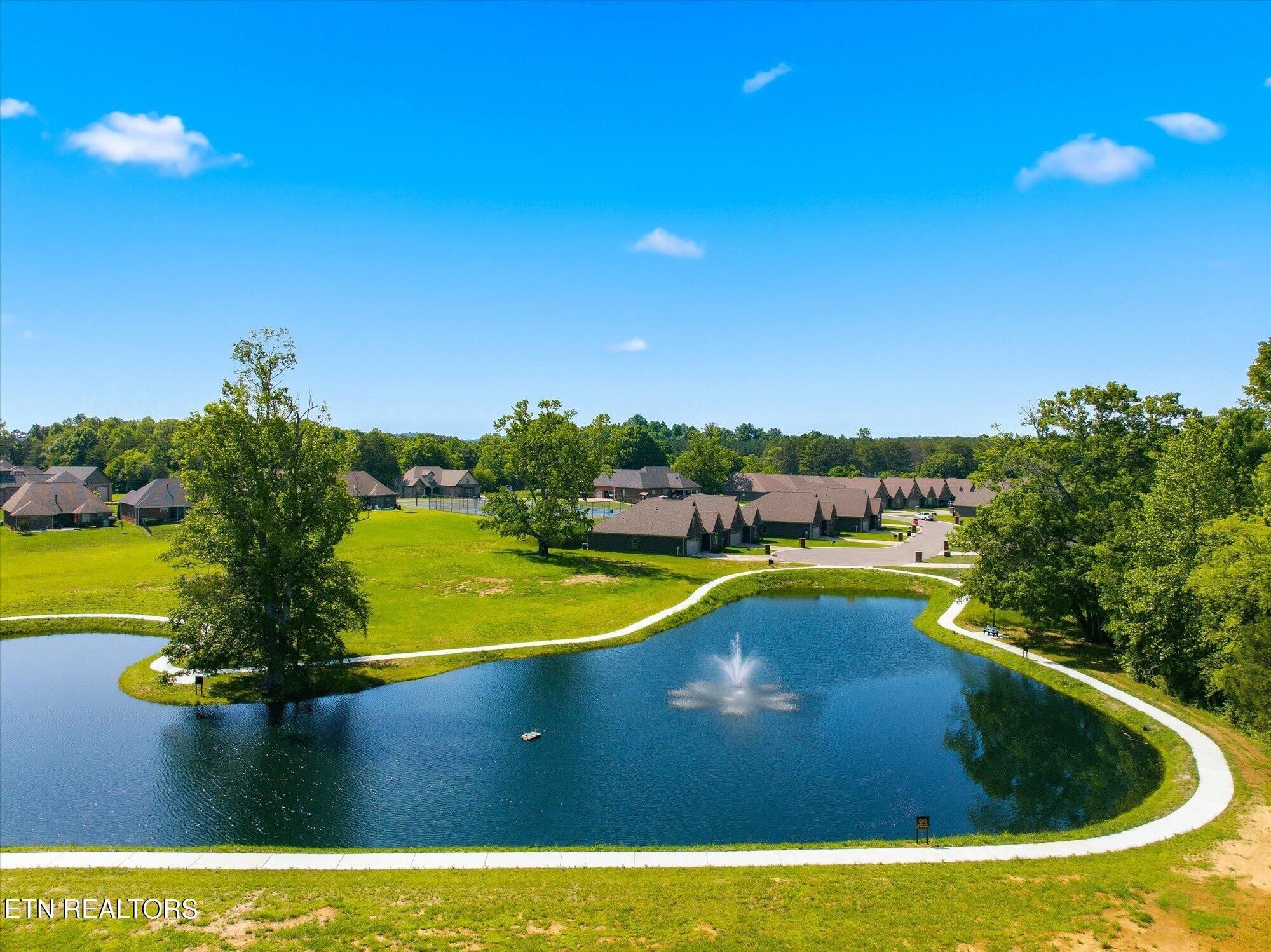 224 Lake View Point