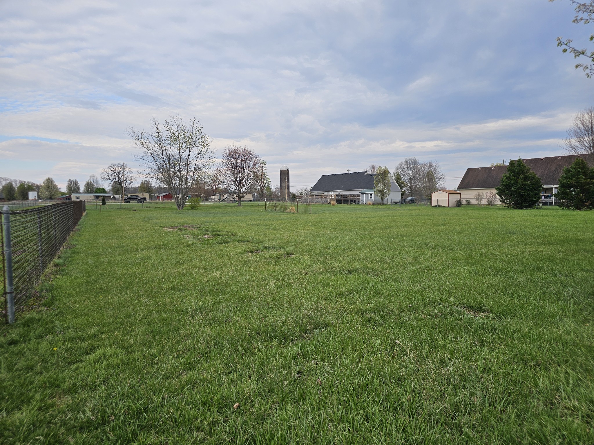 306 Riddle Rd