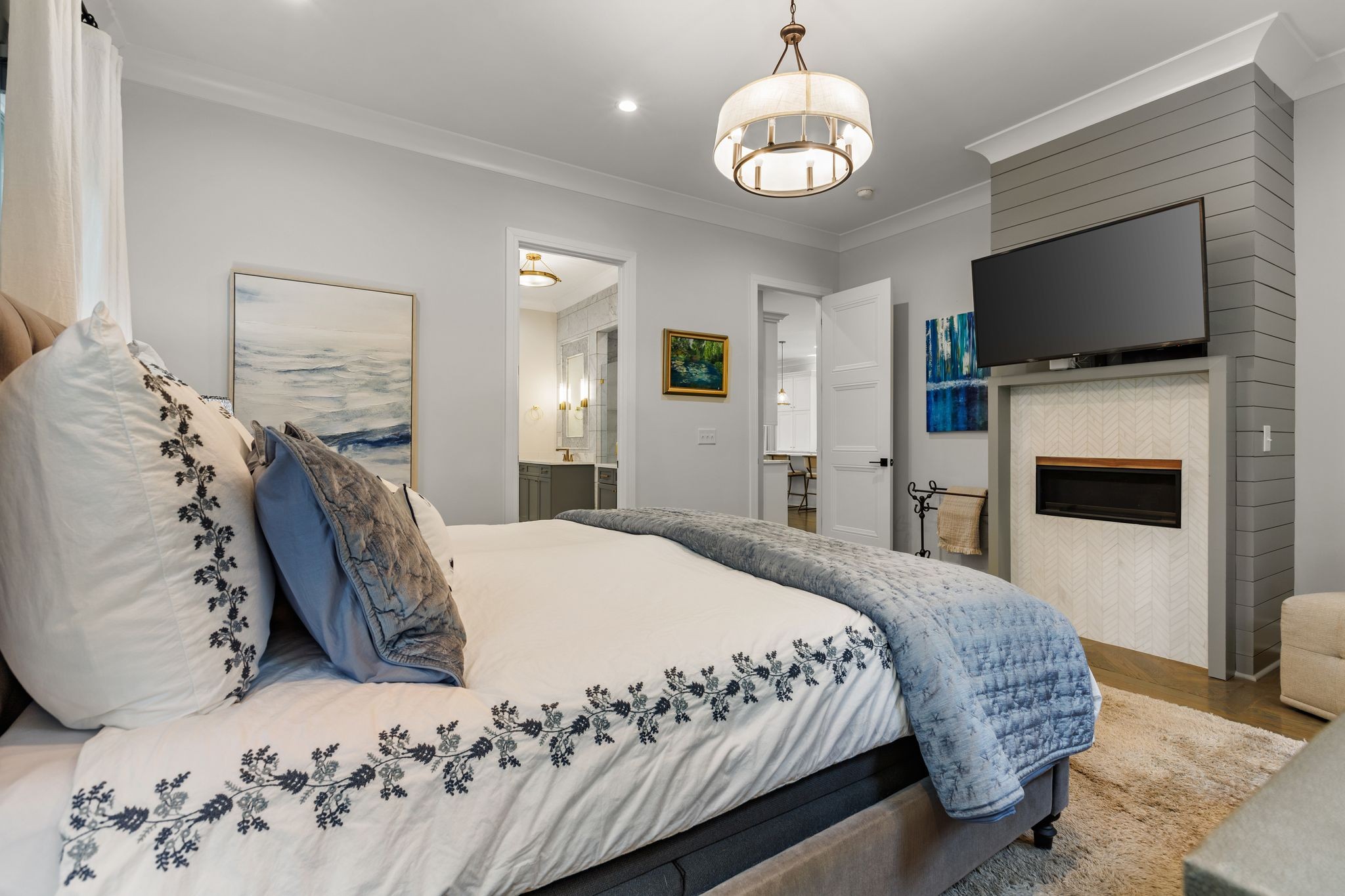 Nashville, Tennessee 37205, United States, 5 Bedrooms Bedrooms, ,6 BathroomsBathrooms,Residential,Active,109372