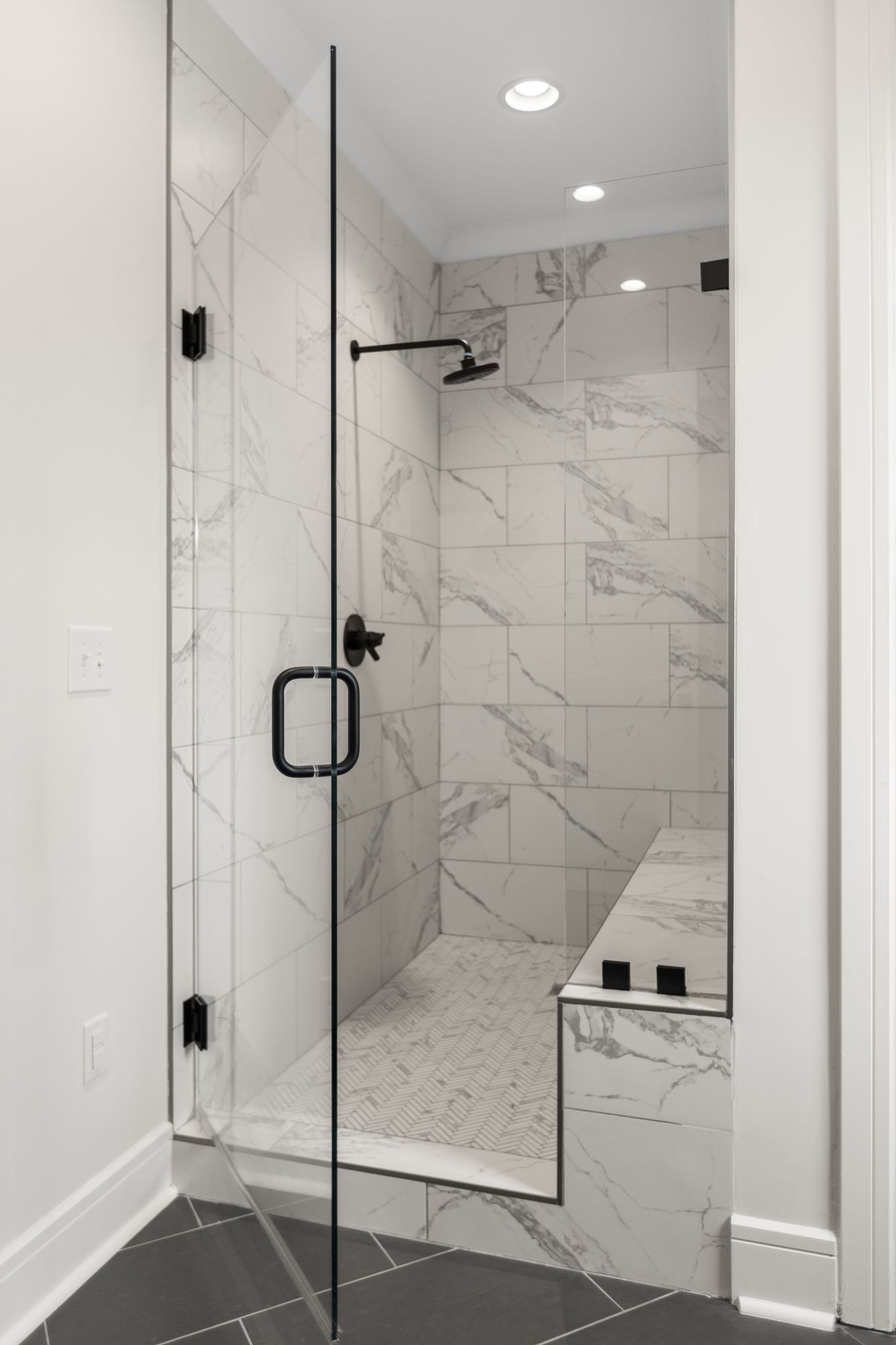 Nashville, Tennessee 37205, United States, 5 Bedrooms Bedrooms, ,6 BathroomsBathrooms,Residential,Active,109372