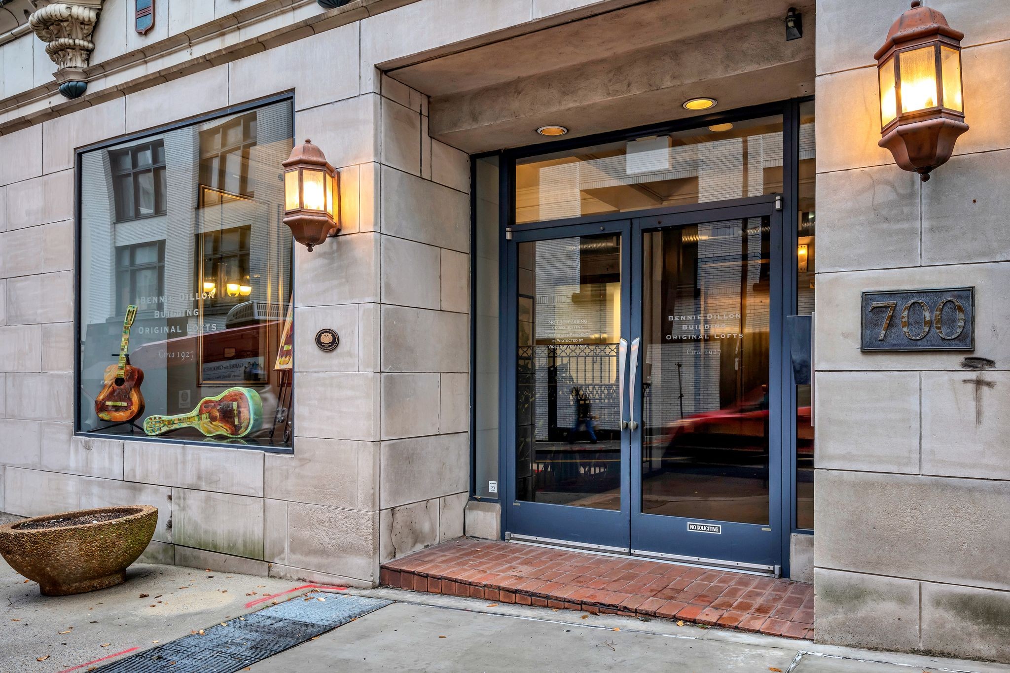 700 Church St 204