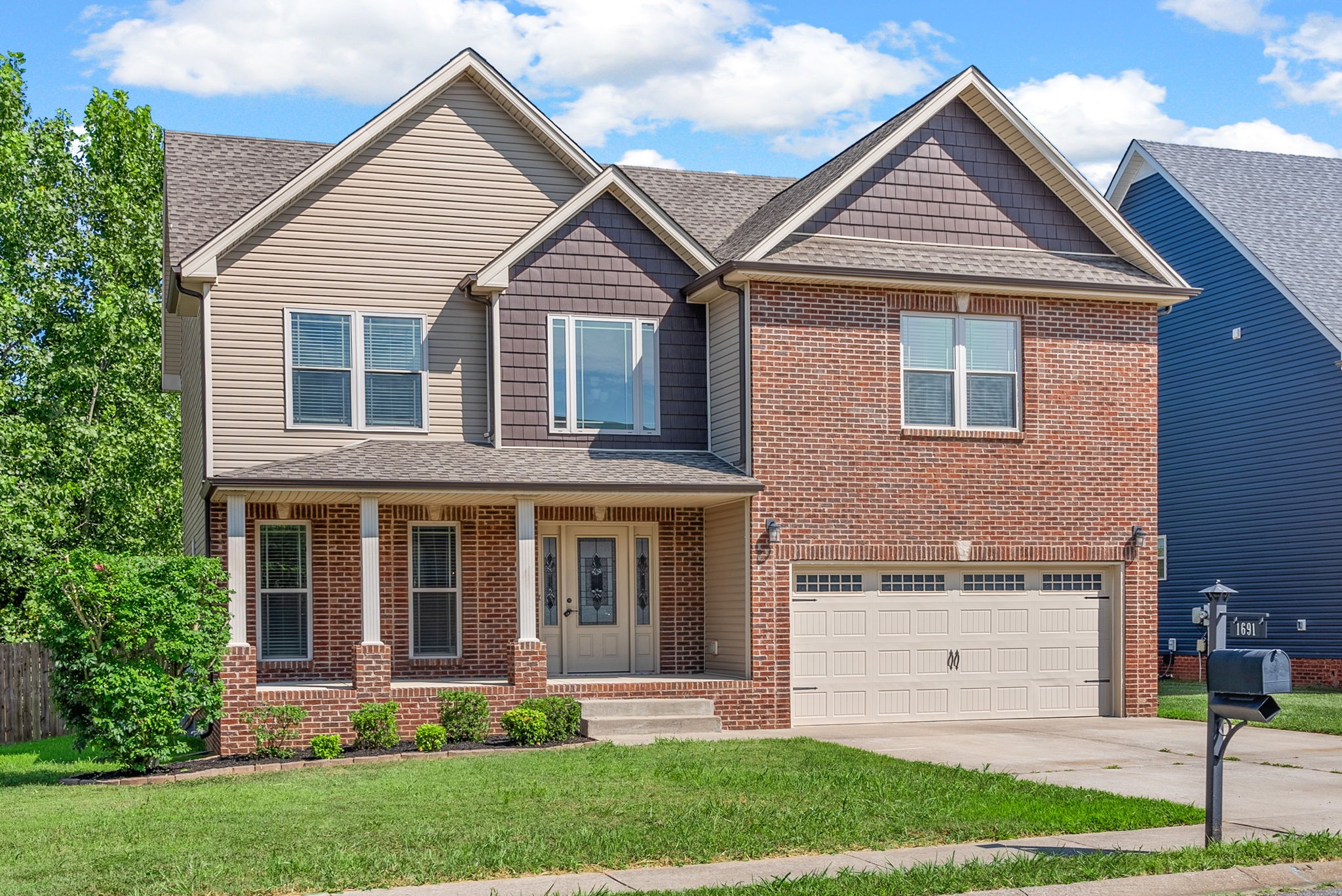 1691 Horseshoe Cave Drive