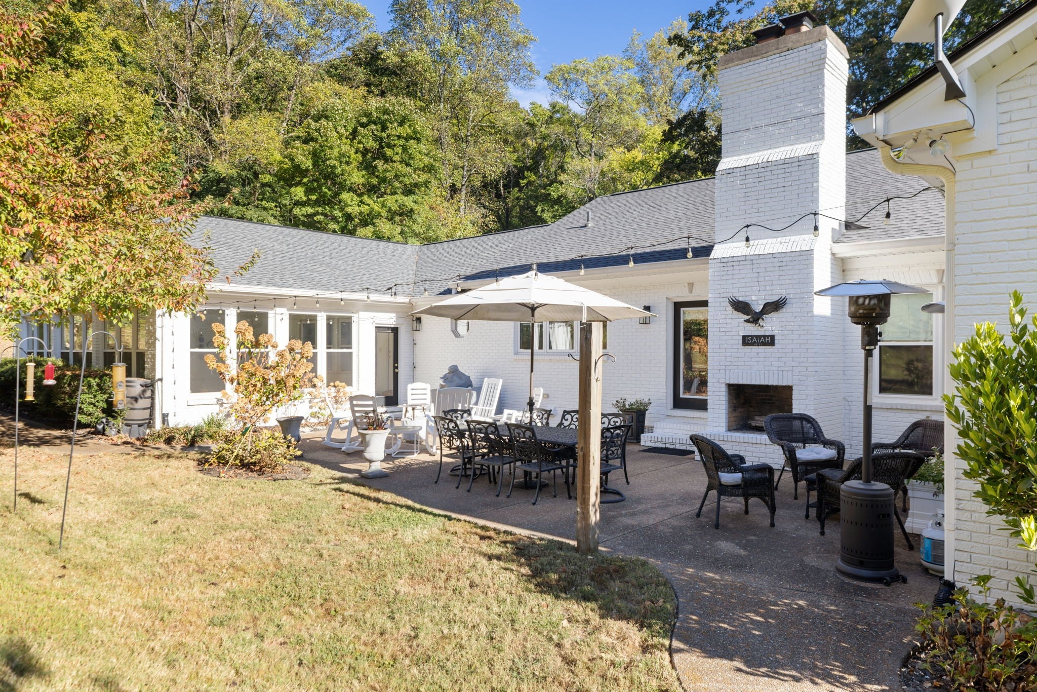 1395 Roy Sellers Rd