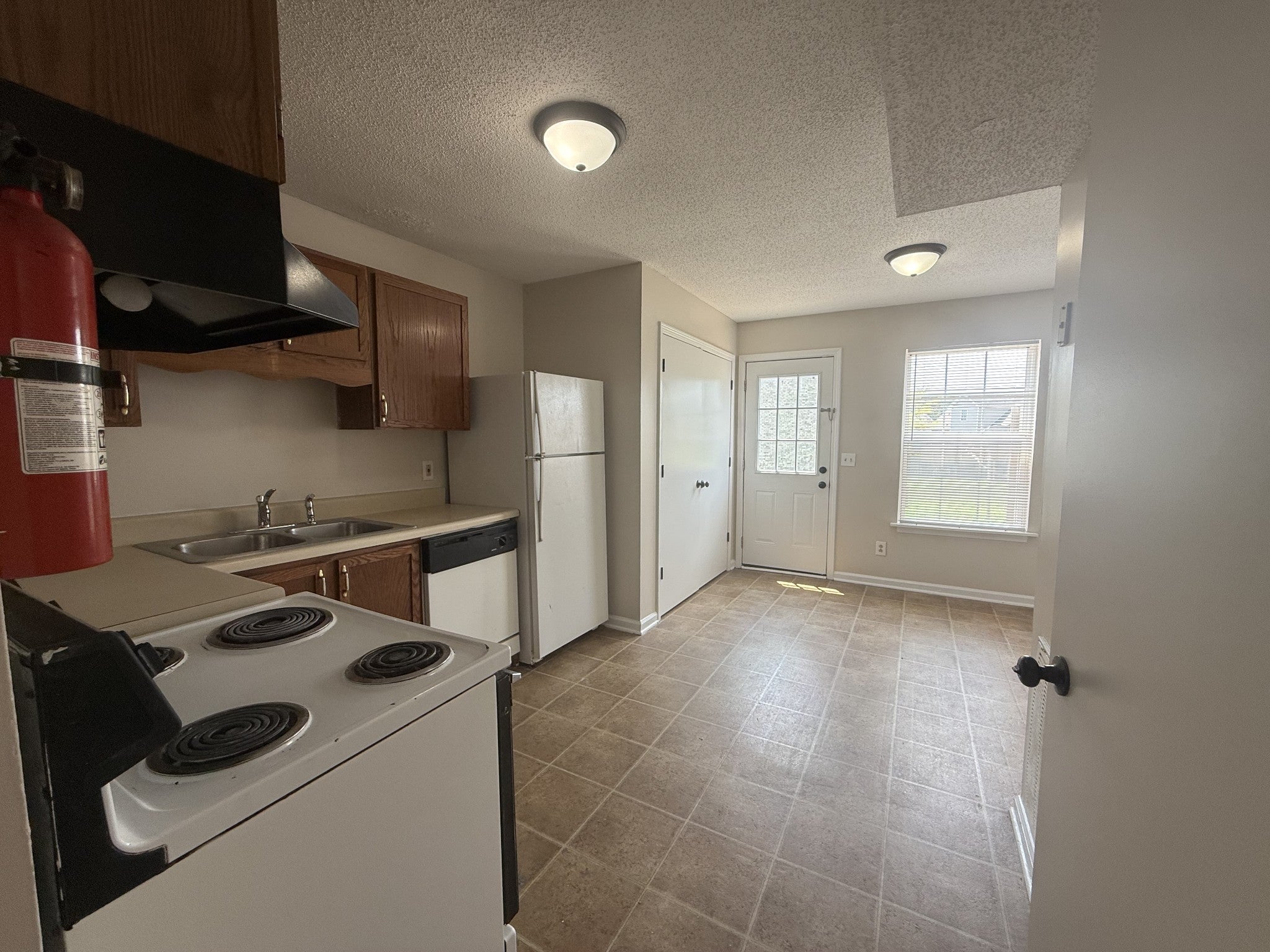 330 Audrea Ln 2