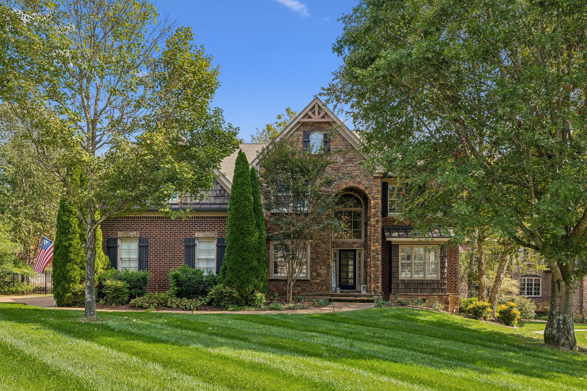 9085 Chardonnay Trce