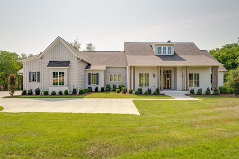 Photo of 4265 Columbia Pike, Franklin, TN 37064 (MLS # 2532220)