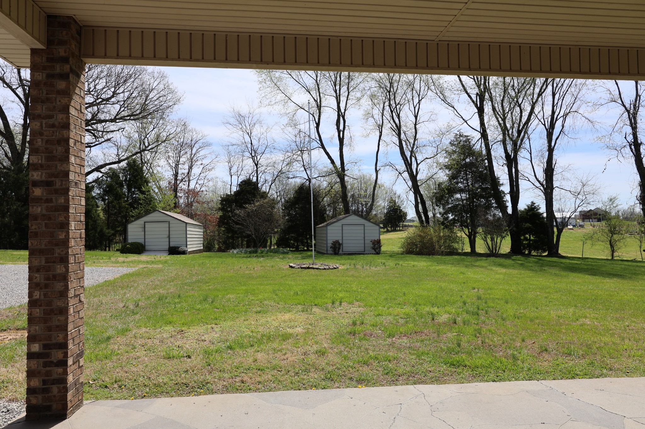 5787 Buzzard Creek Rd