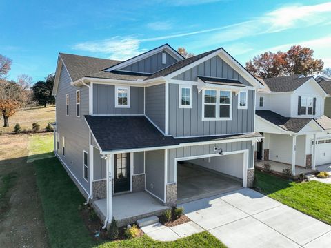 Photo of 2233 Watercourse Court, Nashville, TN 37214 (MLS # 3186030)