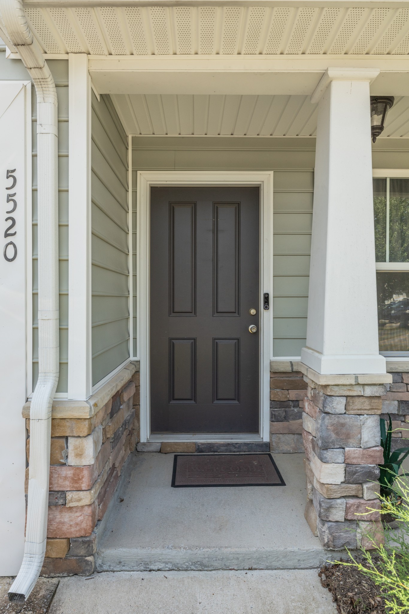 5520 Hamilton Cir