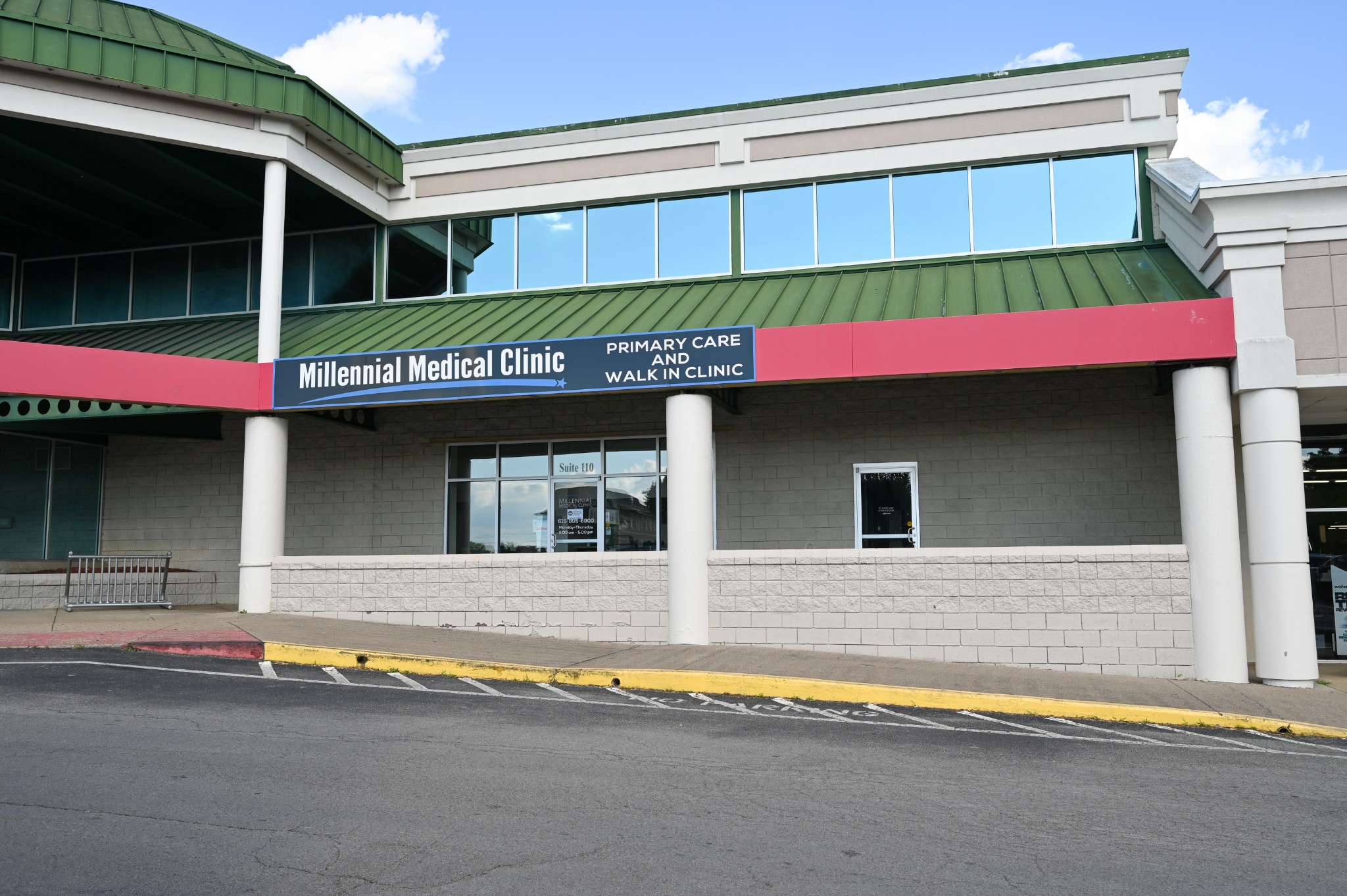Photo 1 of 35 — 710 Memorial Blvd, Murfreesboro, TN 37129