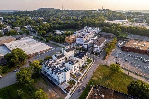 5621 Lenox Ave Building Group 5 Nashville TN 37209