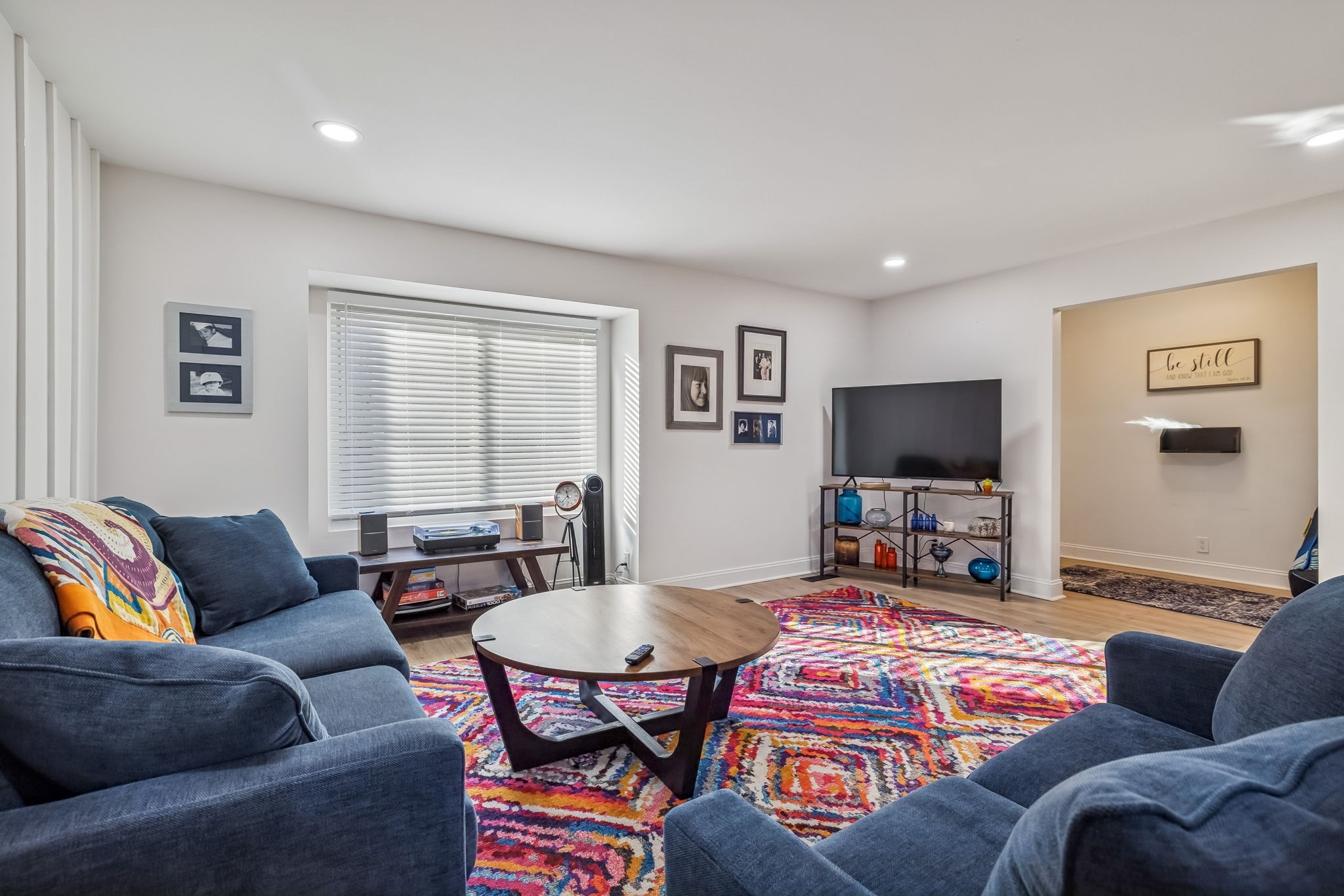 6955 Highland Park Dr