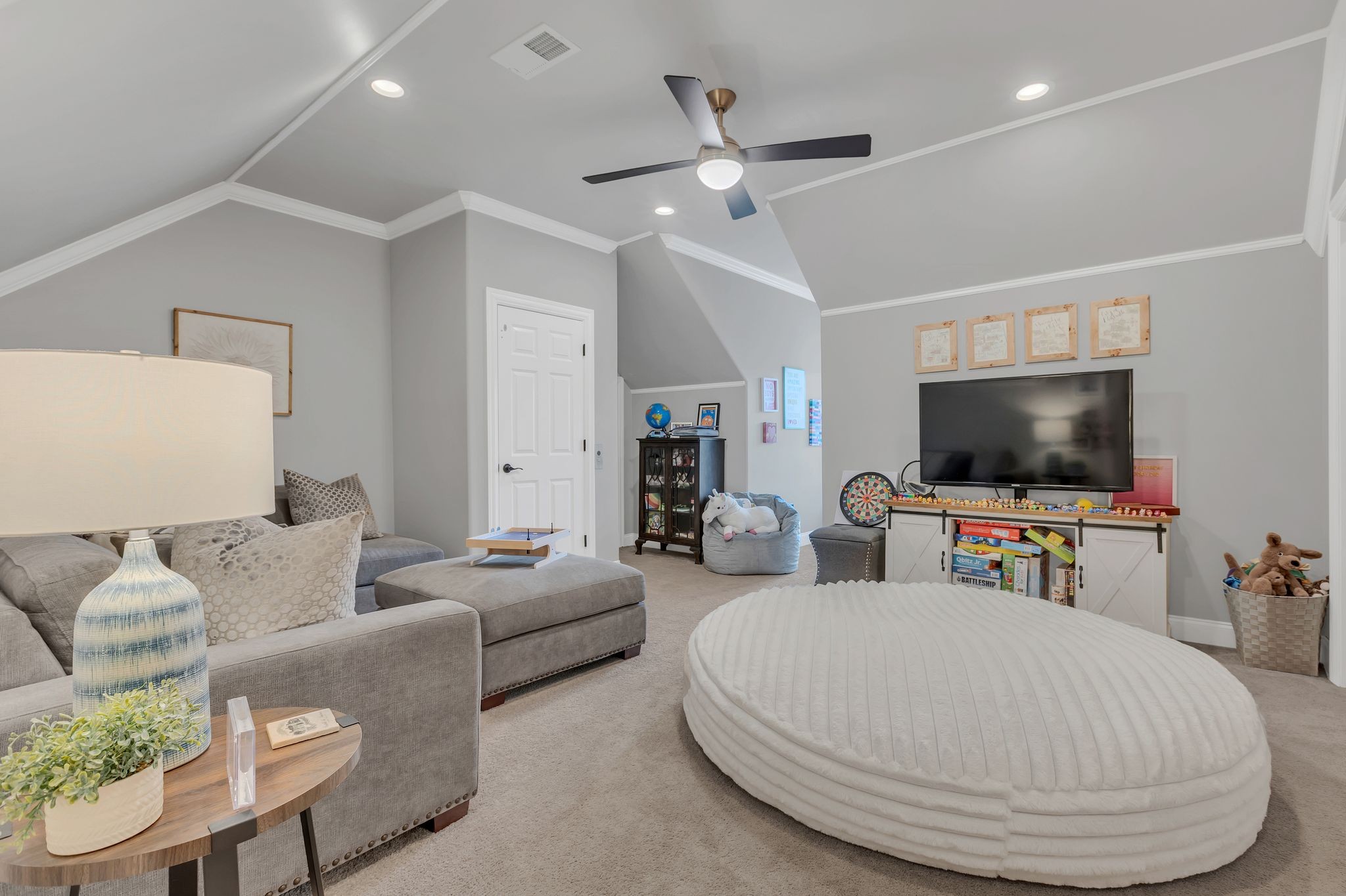 Thompsons Station, Tennessee 37179, United States, 4 Bedrooms Bedrooms, ,5 BathroomsBathrooms,Residential,Active,138271