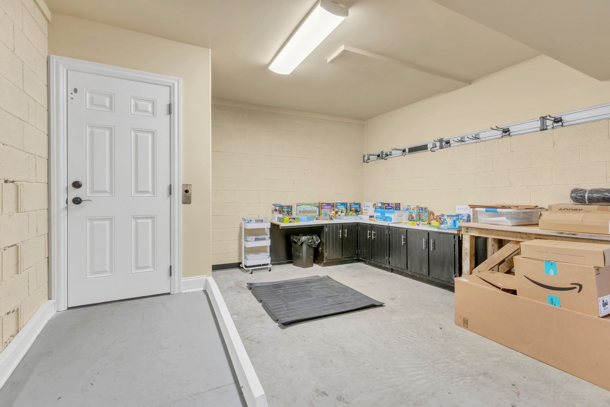 Thompsons Station, Tennessee 37179, United States, 4 Bedrooms Bedrooms, ,5 BathroomsBathrooms,Residential,Active,138271