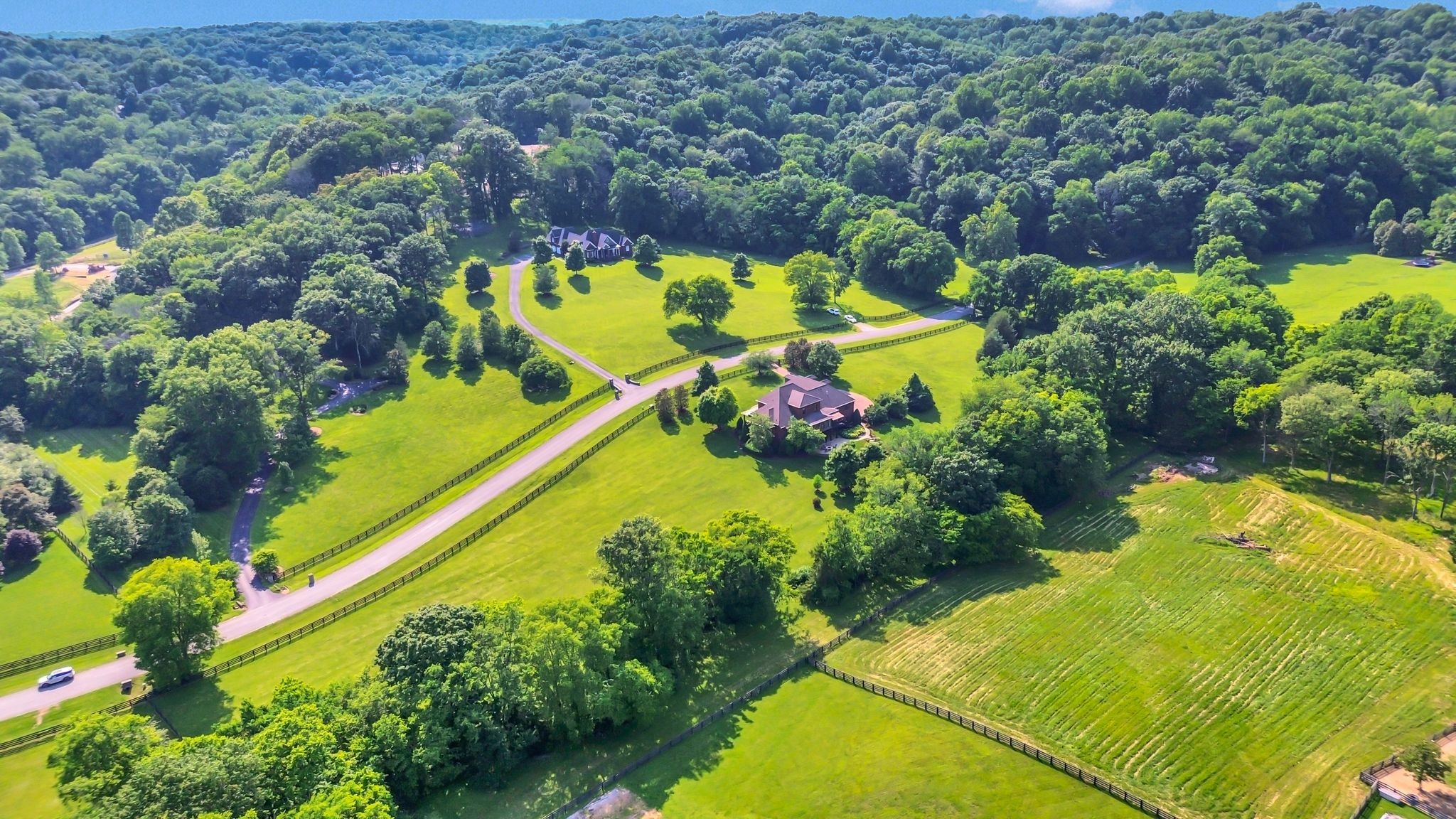 Thompsons Station, Tennessee 37179, United States, 4 Bedrooms Bedrooms, ,5 BathroomsBathrooms,Residential,Active,138271