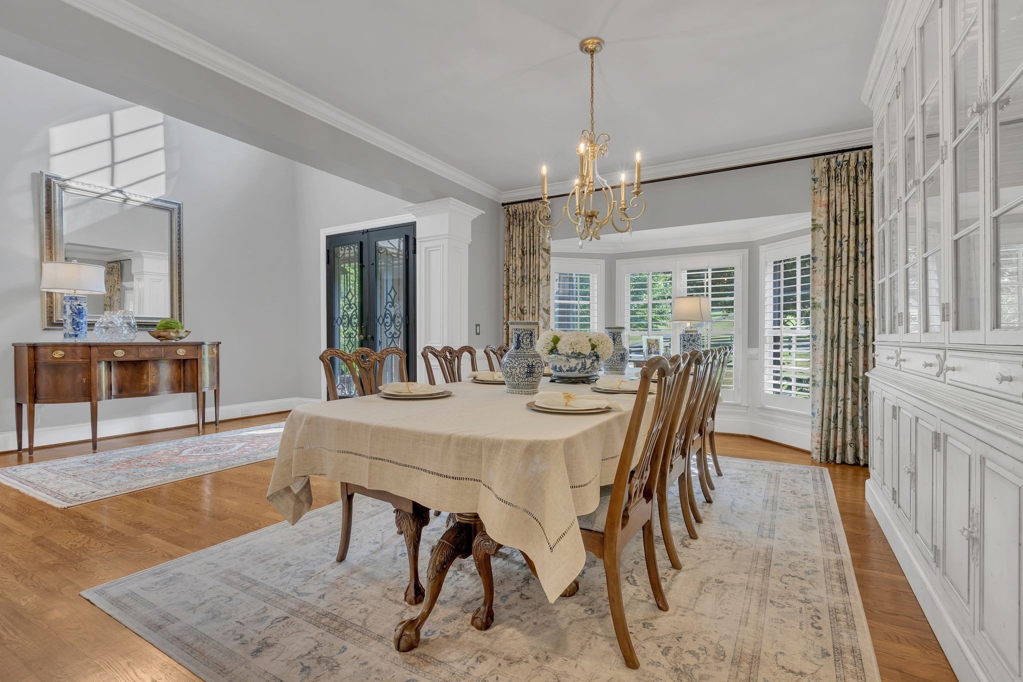 Thompsons Station, Tennessee 37179, United States, 4 Bedrooms Bedrooms, ,5 BathroomsBathrooms,Residential,Active,138271