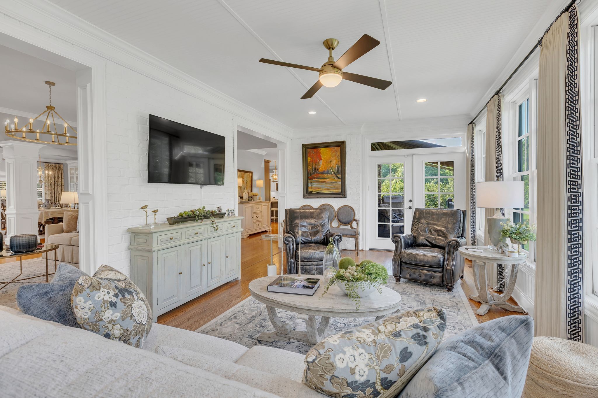 Thompsons Station, Tennessee 37179, United States, 4 Bedrooms Bedrooms, ,5 BathroomsBathrooms,Residential,Active,138271