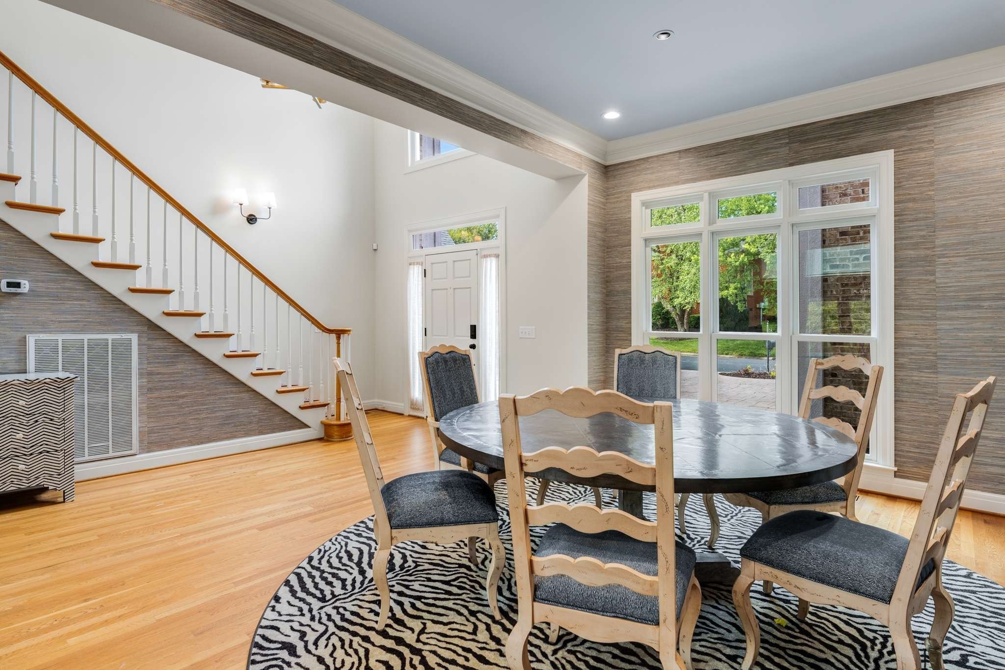 316 Whitworth Way