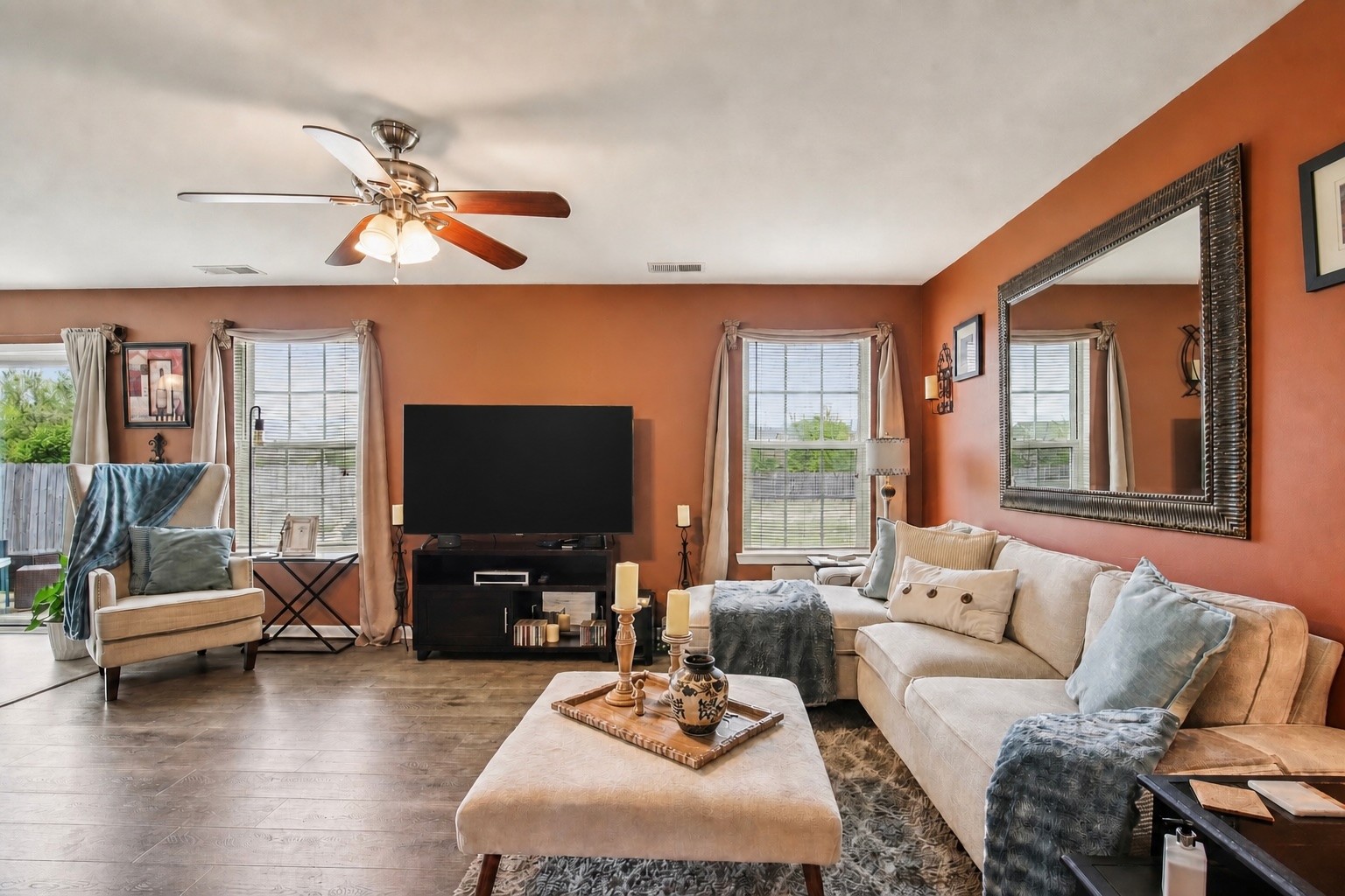 1268 Scarcroft Ln