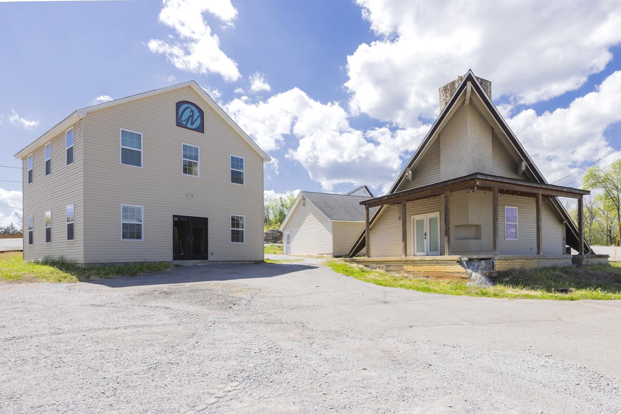 2060 Old Lebanon Dirt Rd