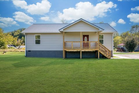 116 Fairground Drive Waverly TN 37185