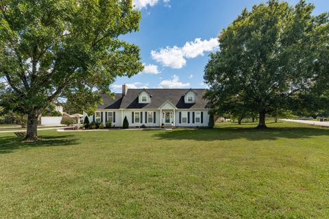 201 Chadwick Dr Fayetteville TN 37334