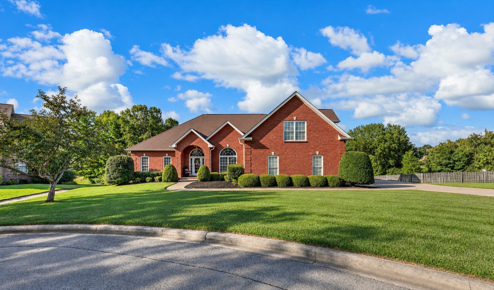 3009 Edgemont Dr