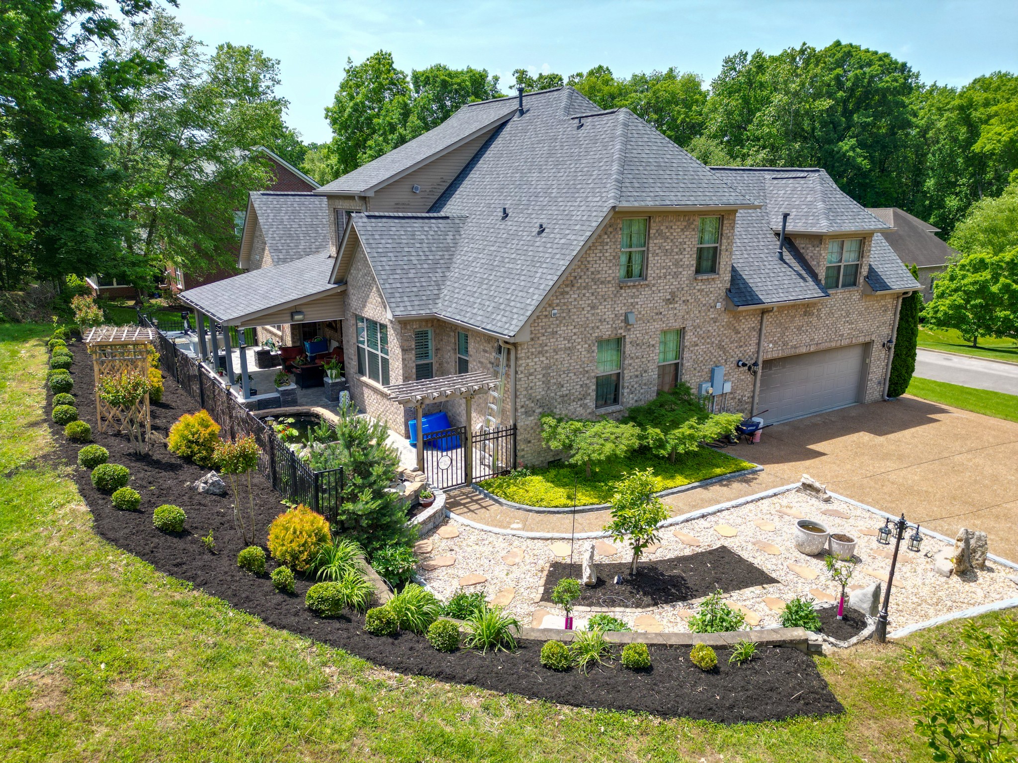 372 Childe Harolds Cir