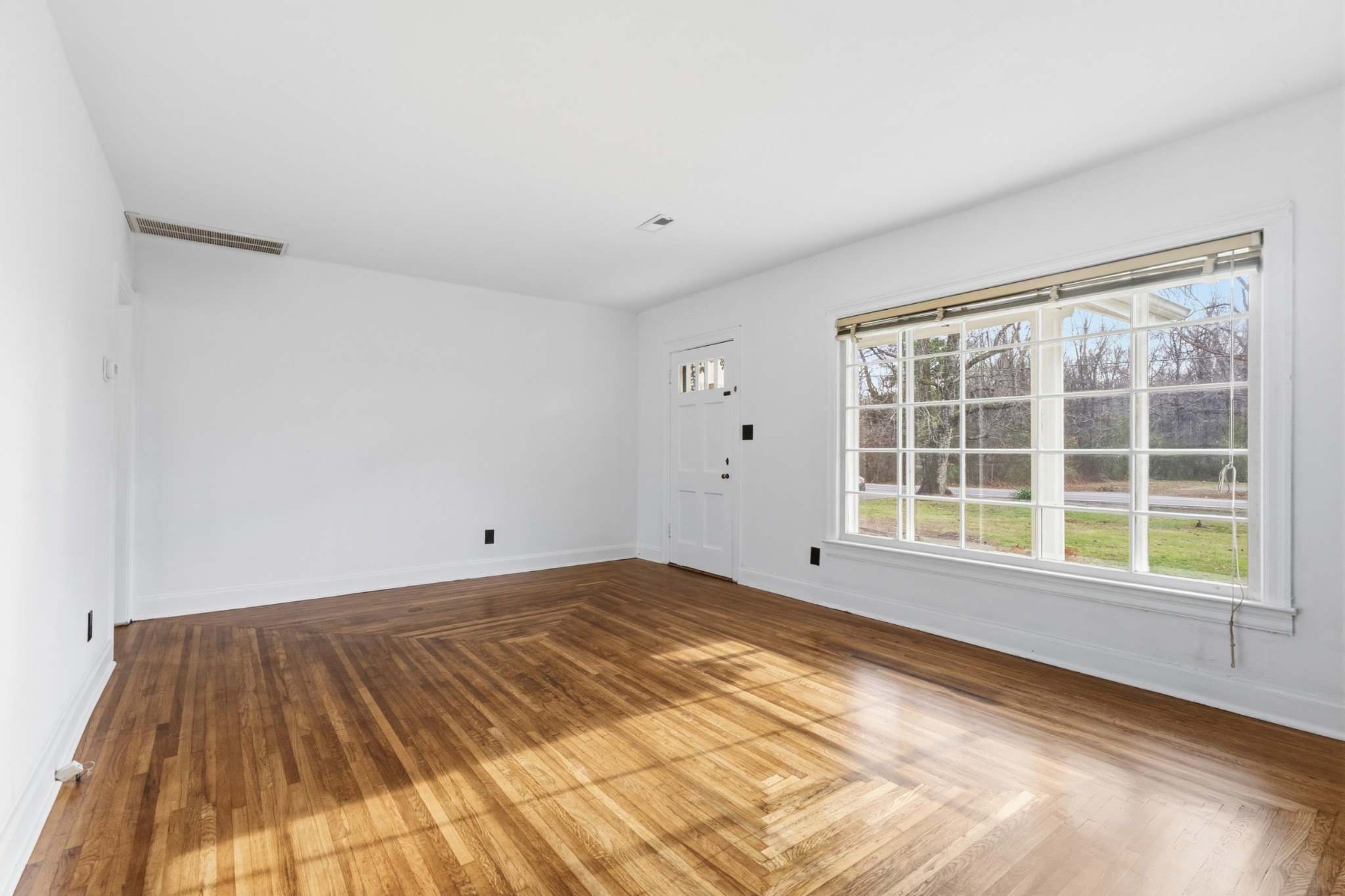 3828 Old Clarksville Pike