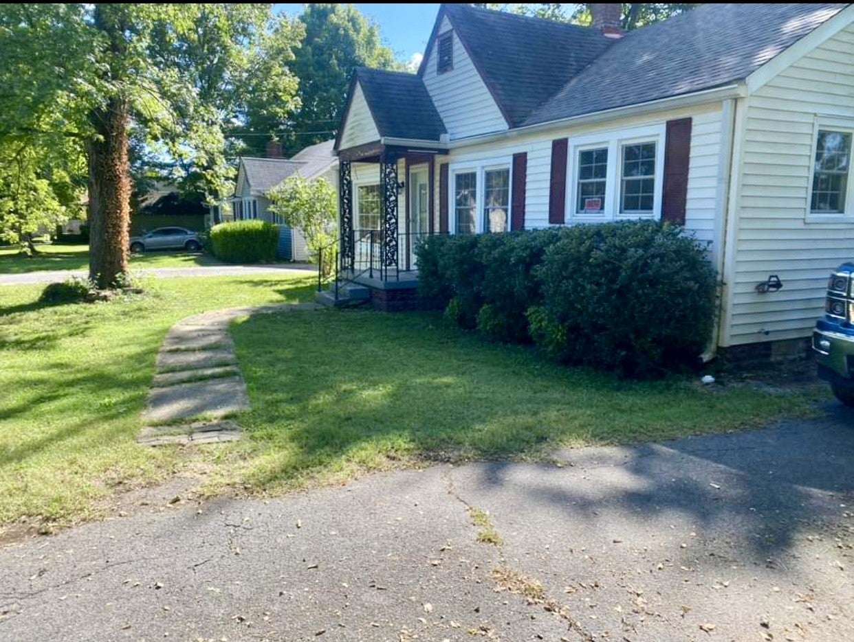 652 Trimble Ave