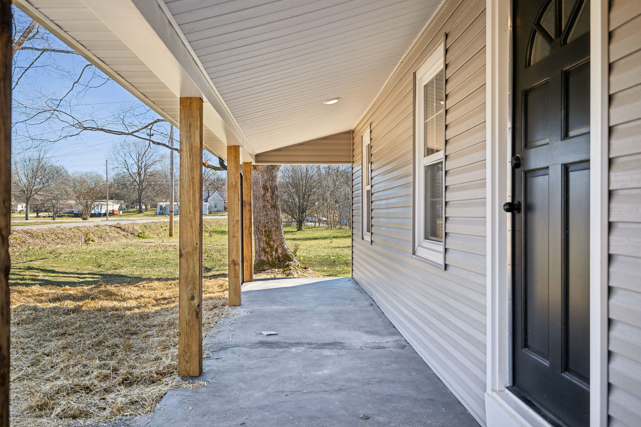 394 Smith Ave
