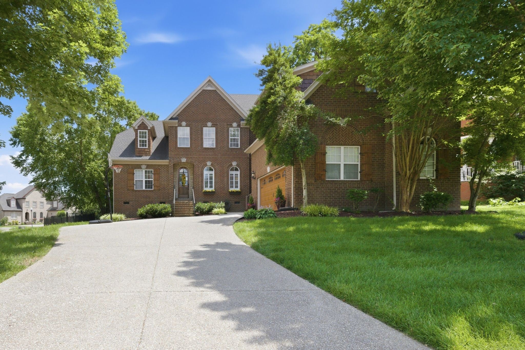 1013 Glessner Dr