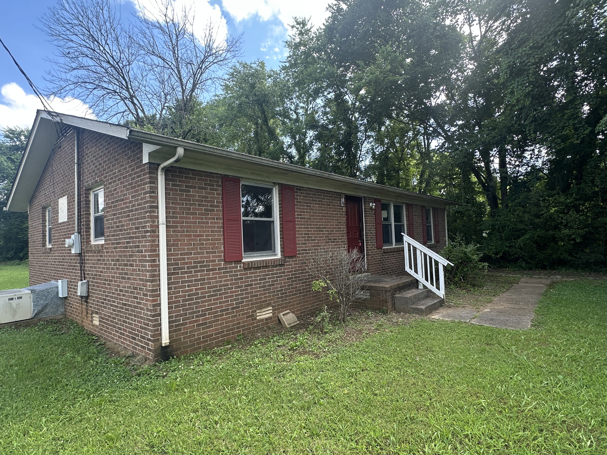 2506 Halls Hill Pike