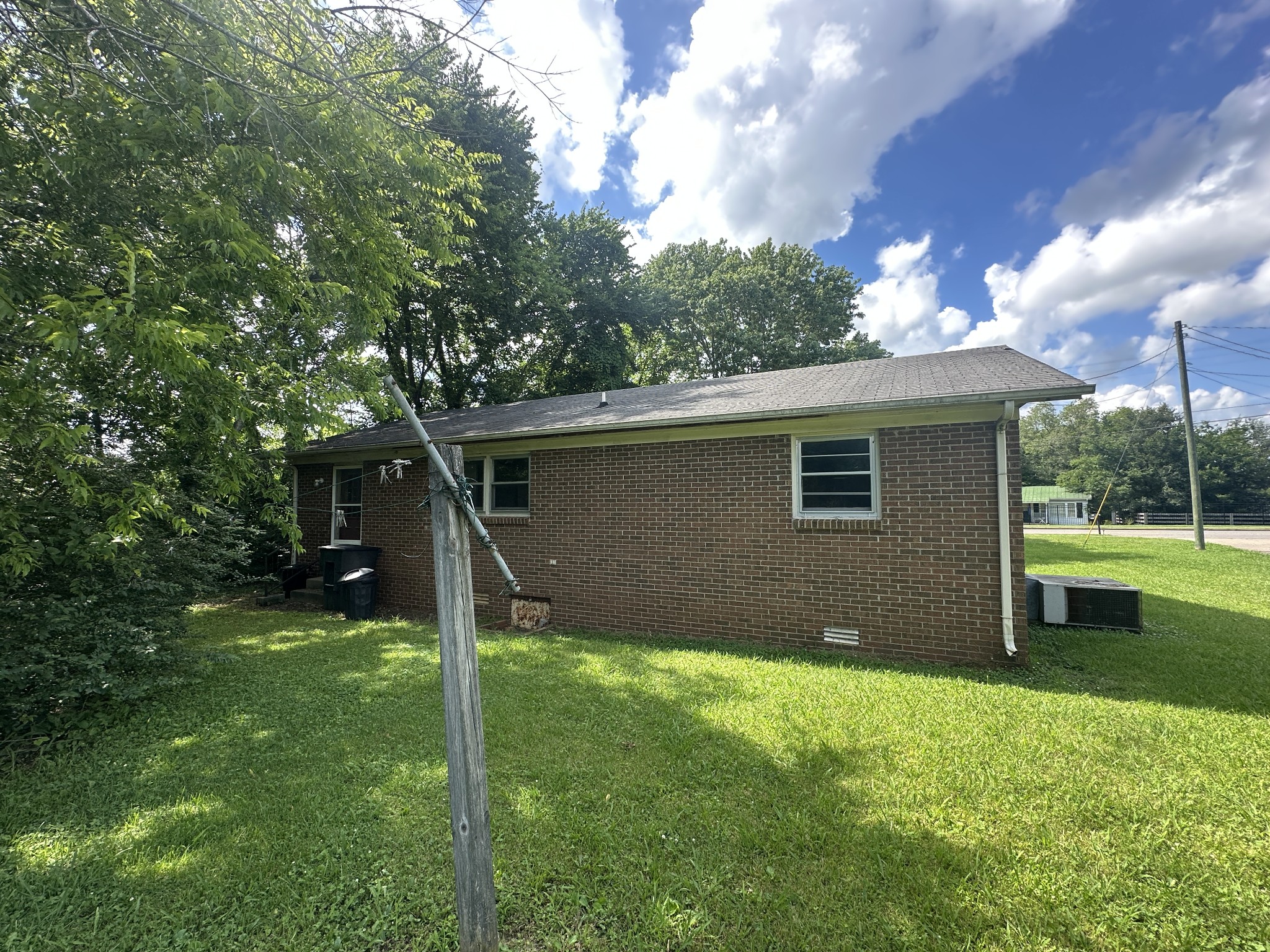 2506 Halls Hill Pike