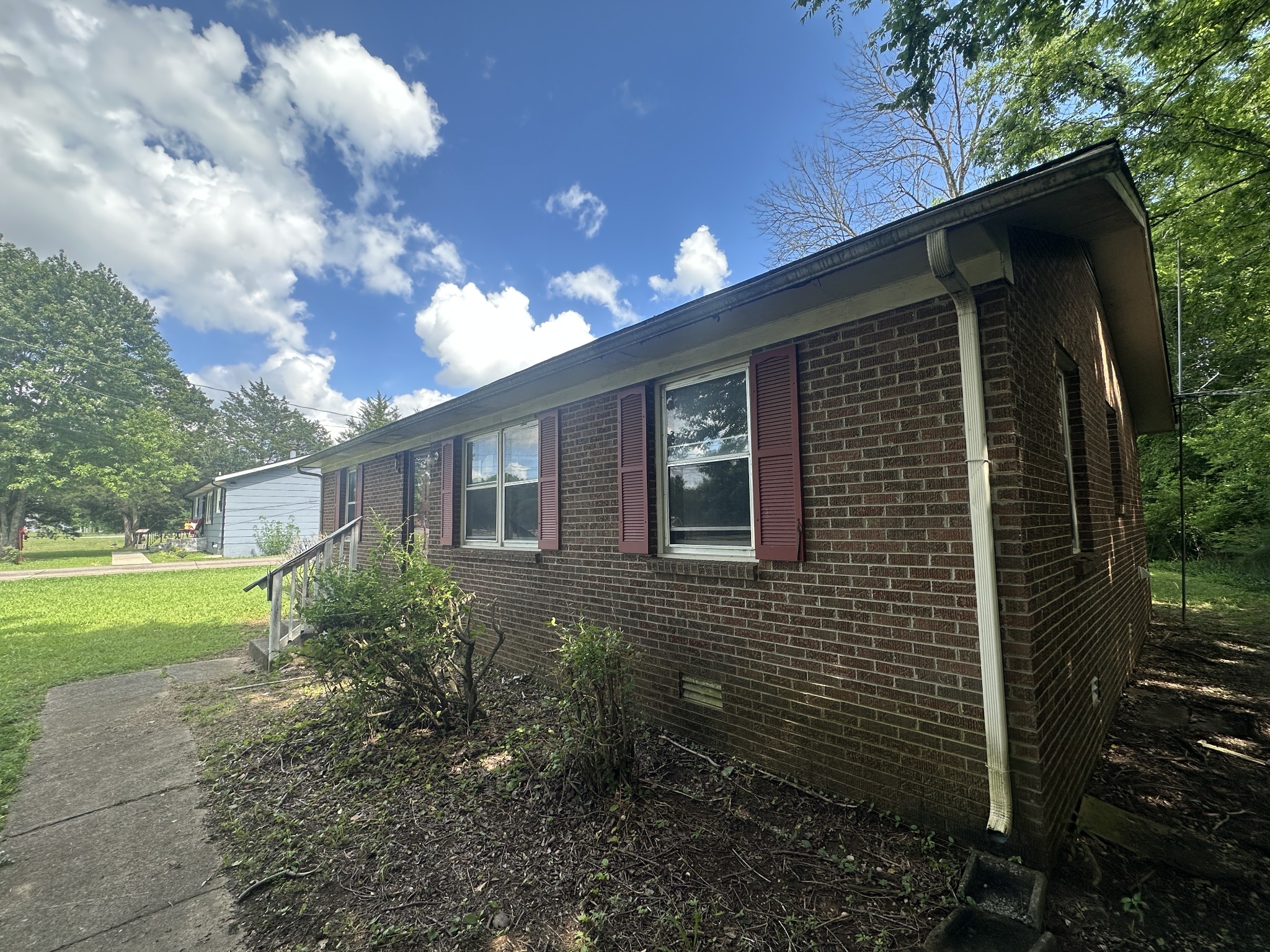 2506 Halls Hill Pike