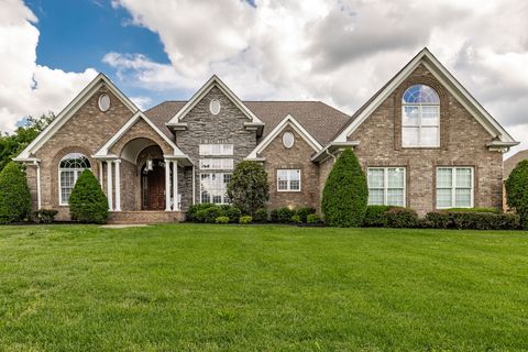 131 Grandview Cir Gallatin TN 37066