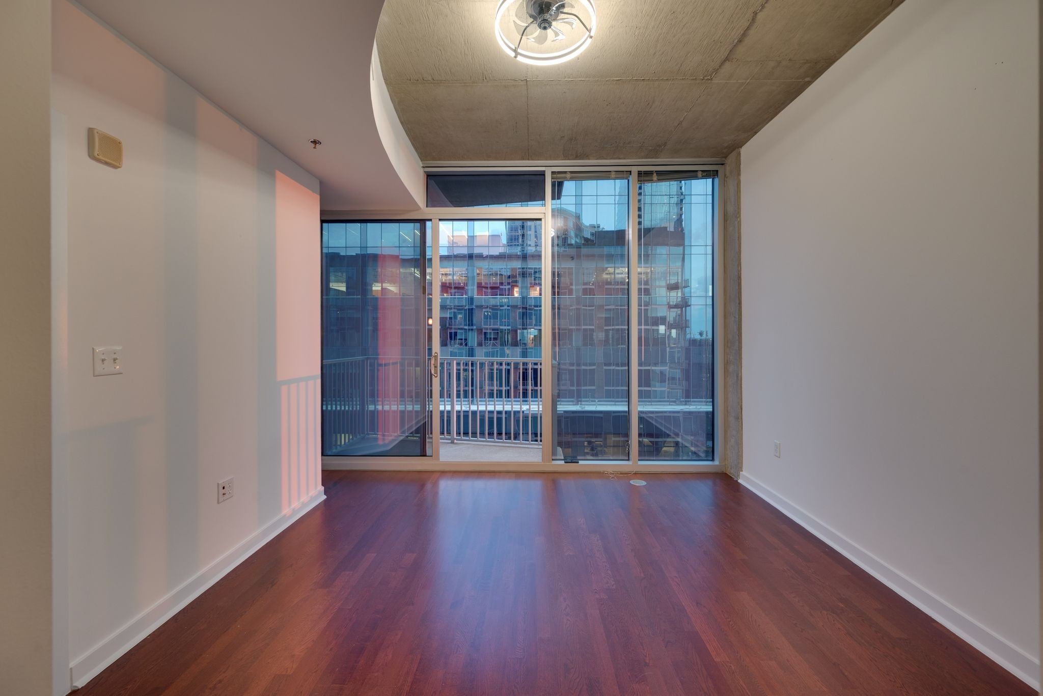 301 Demonbreun St 1701