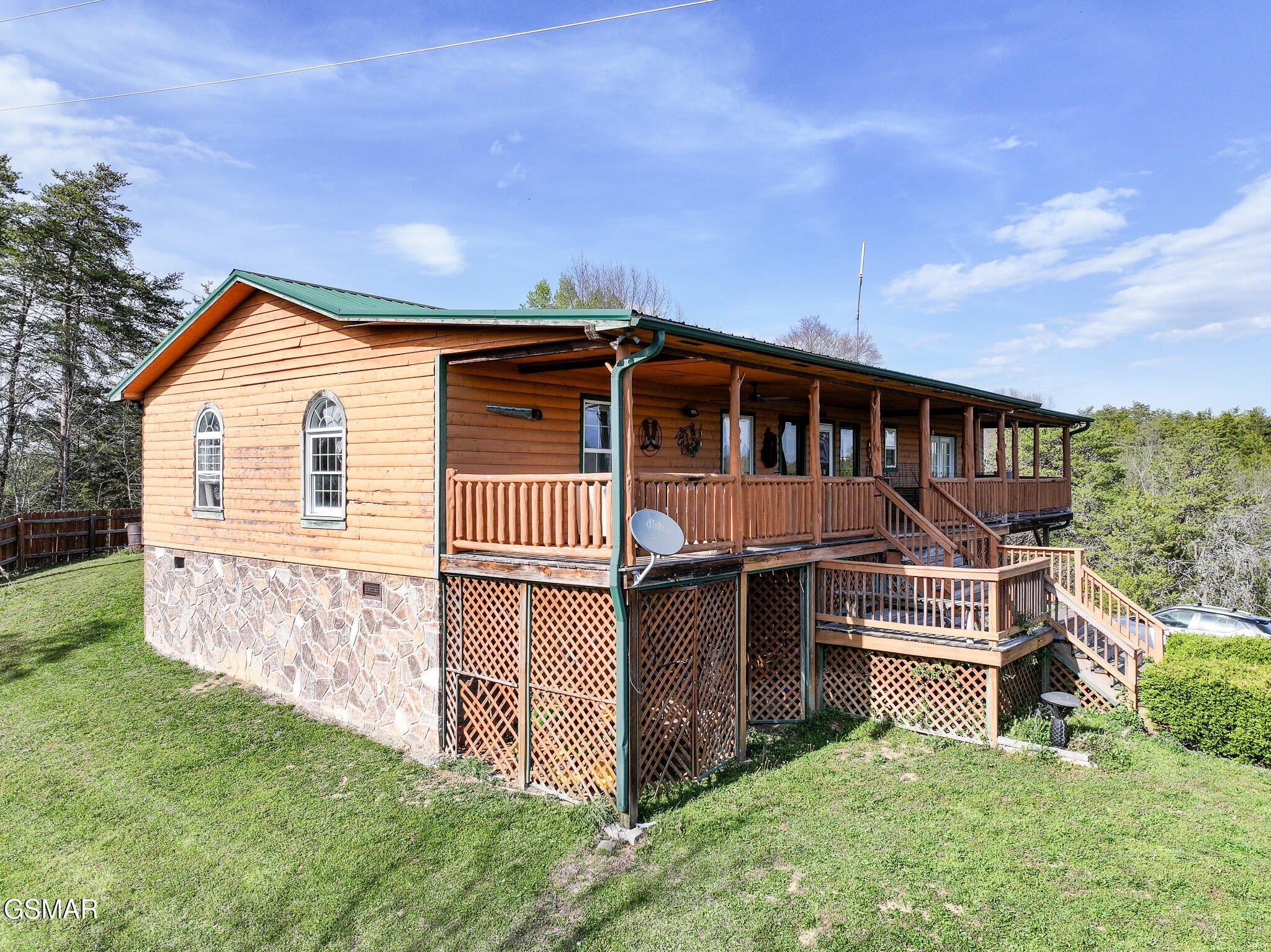 2440 Levee Way