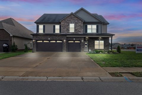 1000 Thrasher Dr Clarksville TN 37040