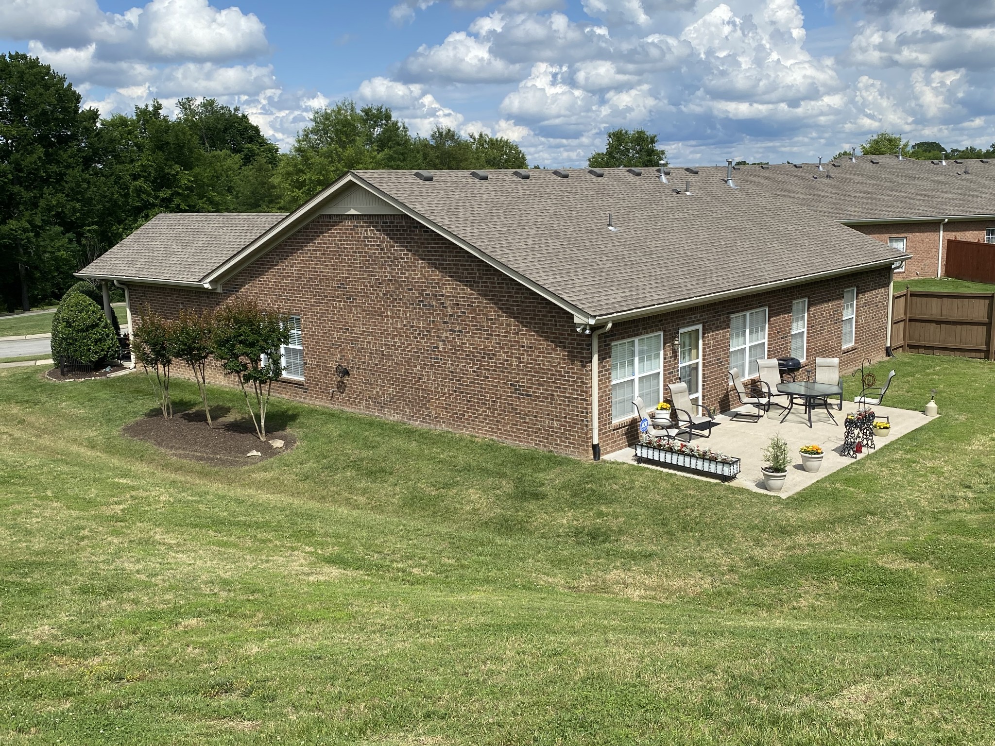 264 Wrennewood Ln